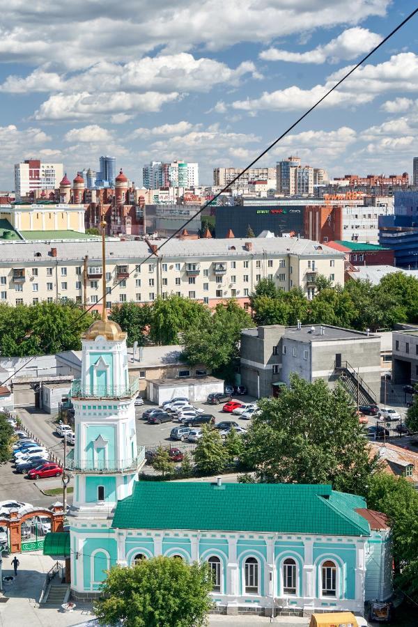 Congress Hotel Malakhit Chelyabinsk Exterior foto